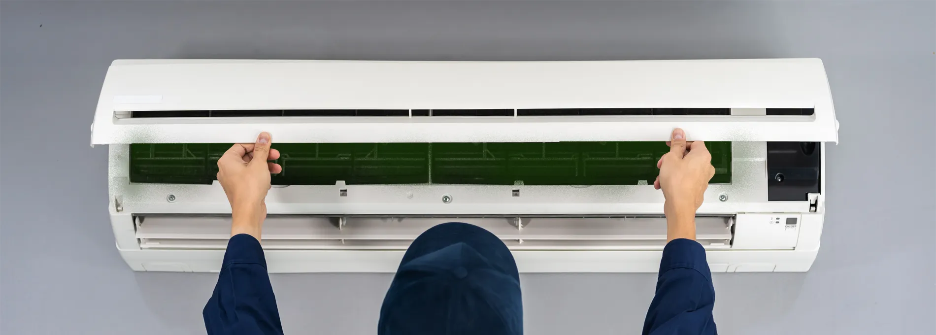 Split-unit filter fouled with mould before servicing